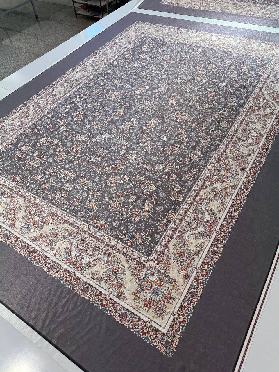روفرشی کش دار مخمل شانل کد 0683