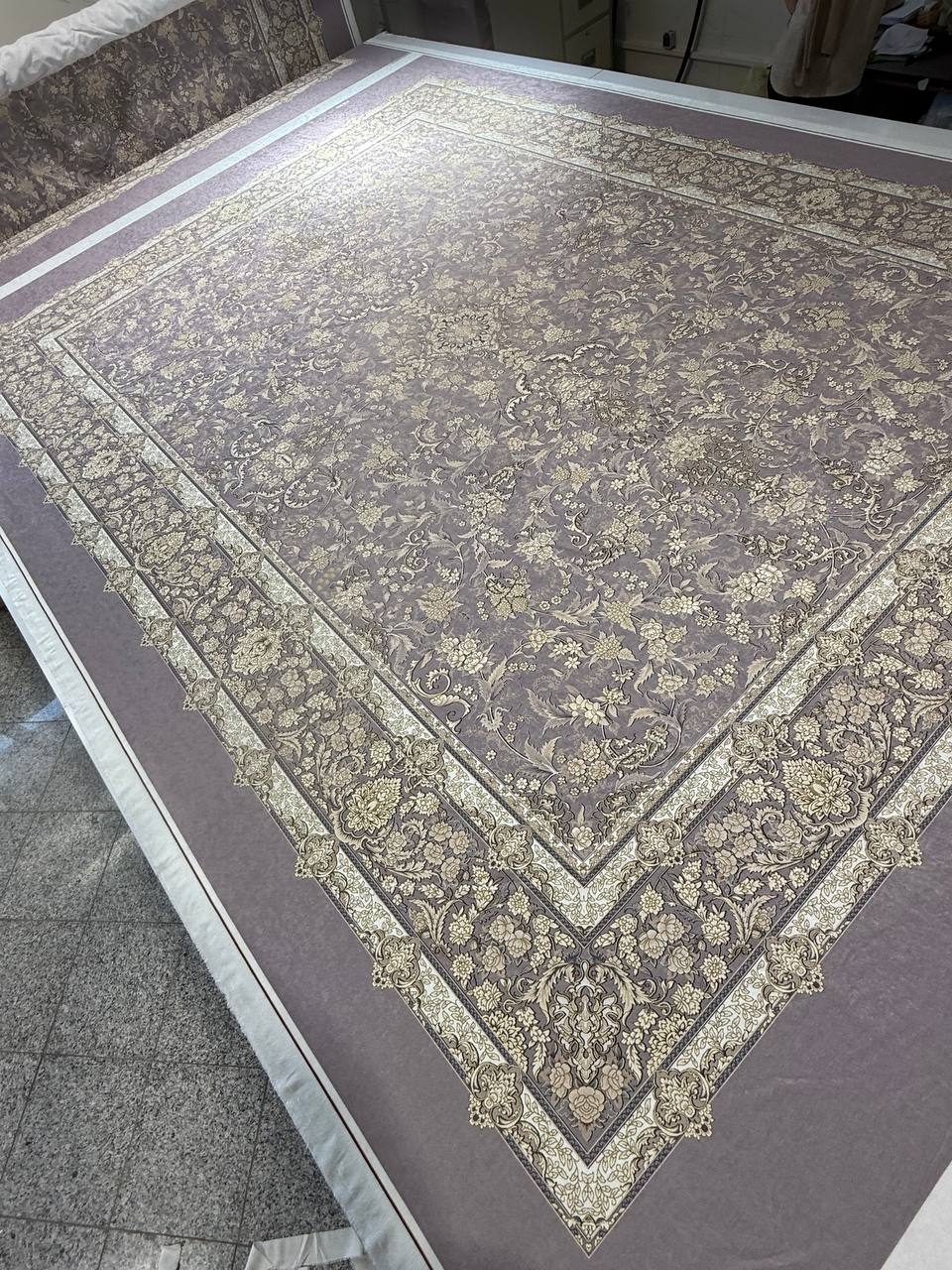 روفرشی کش دار مخمل شانل کد 2576