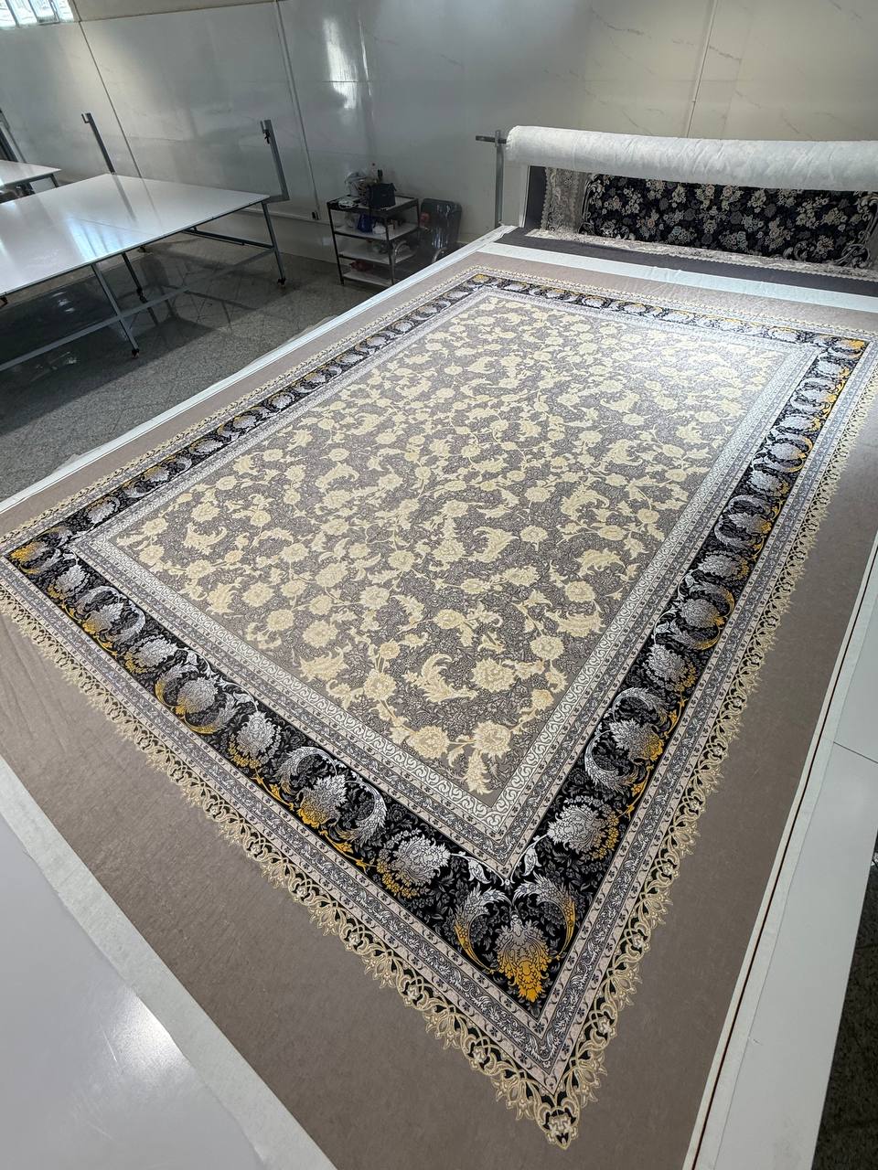 روفرشی کش دار مخمل شانل کد 1355