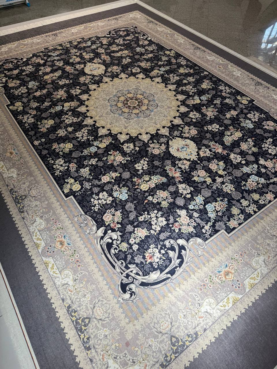 روفرشی کش دار مخمل شانل کد 1461