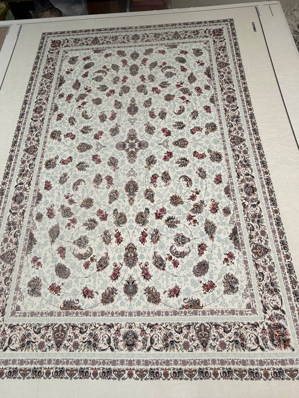 روفرشی کش دار مخمل شانل کد 0844