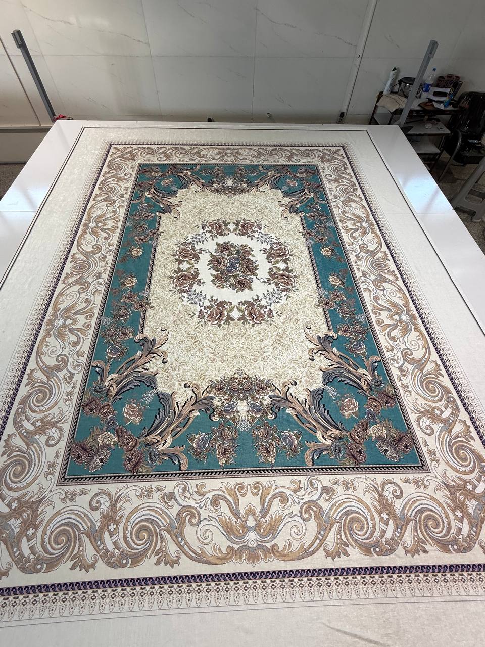 روفرشی کش دار مخمل شانل کد 1544