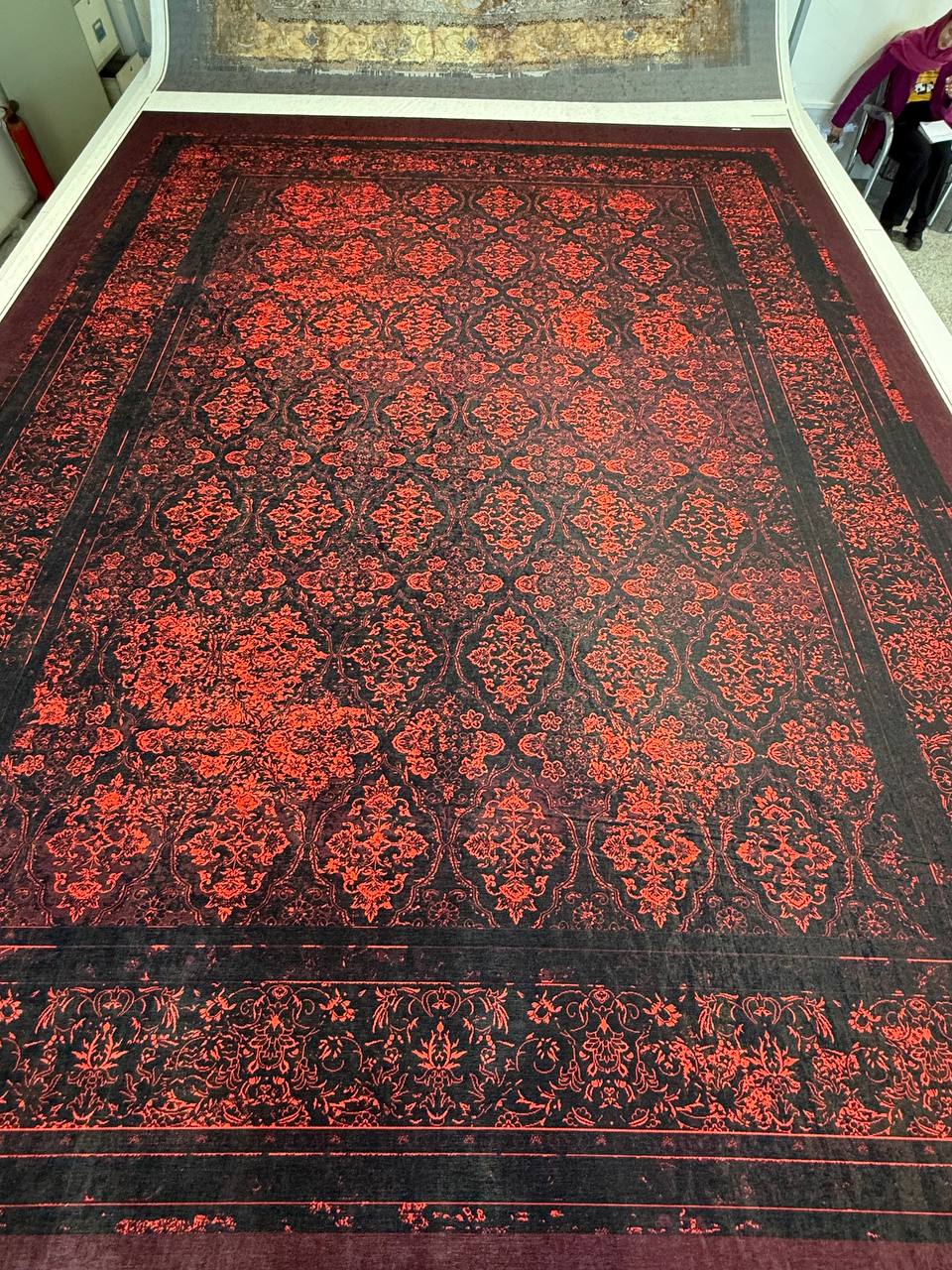 روفرشی کش دار مخمل شانل کد 3955