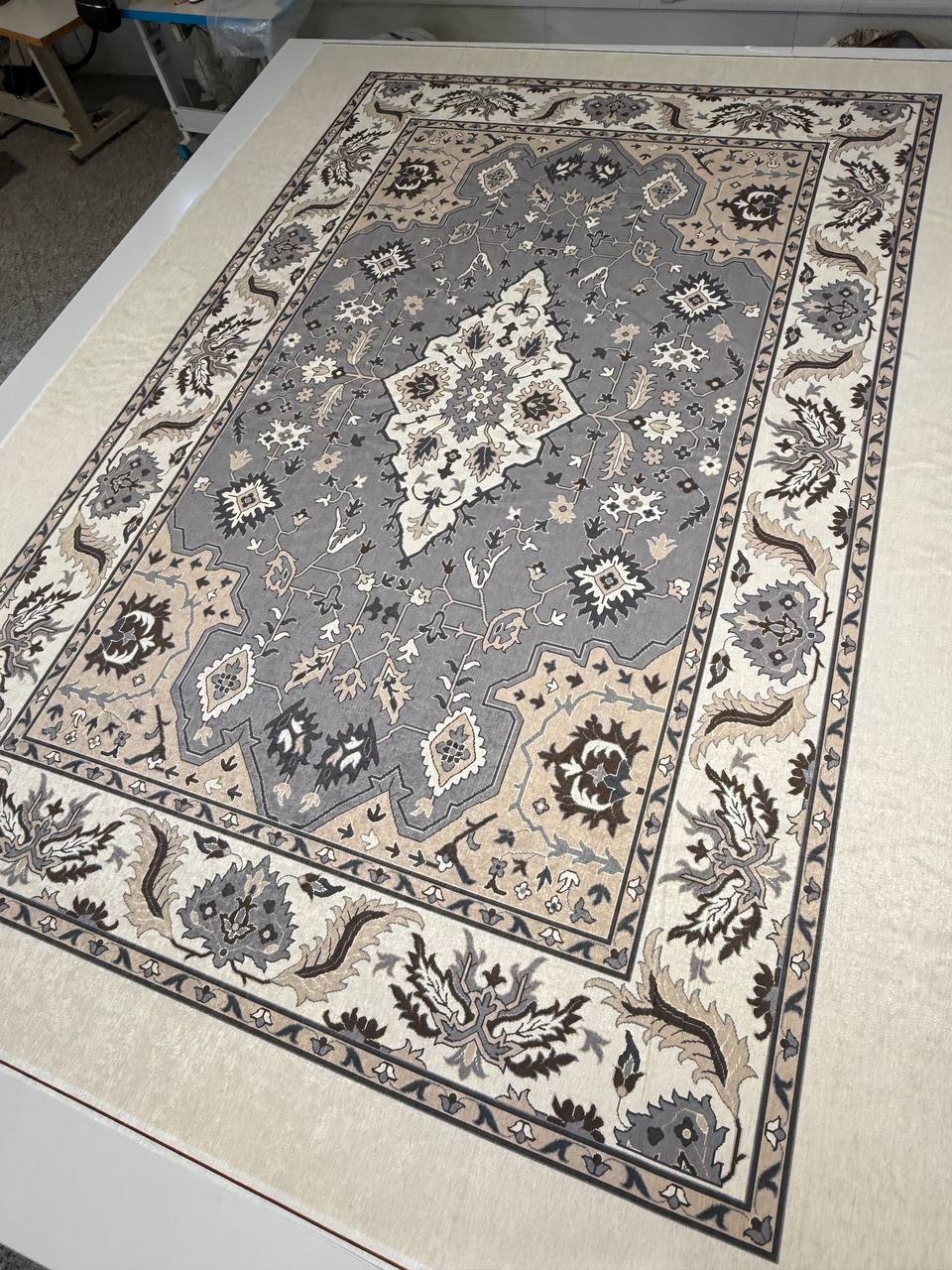 روفرشی کش دار مخمل شانل کد 1279