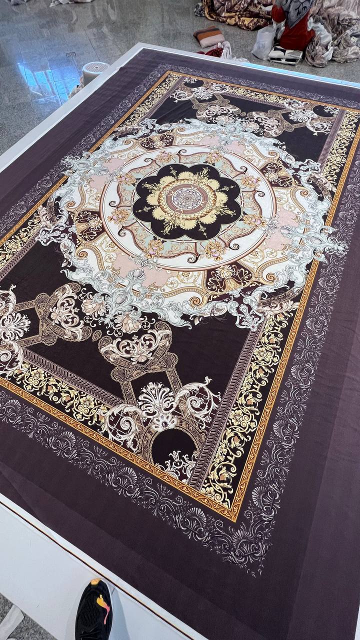 روفرشی کش دار مخمل شانل کد0033