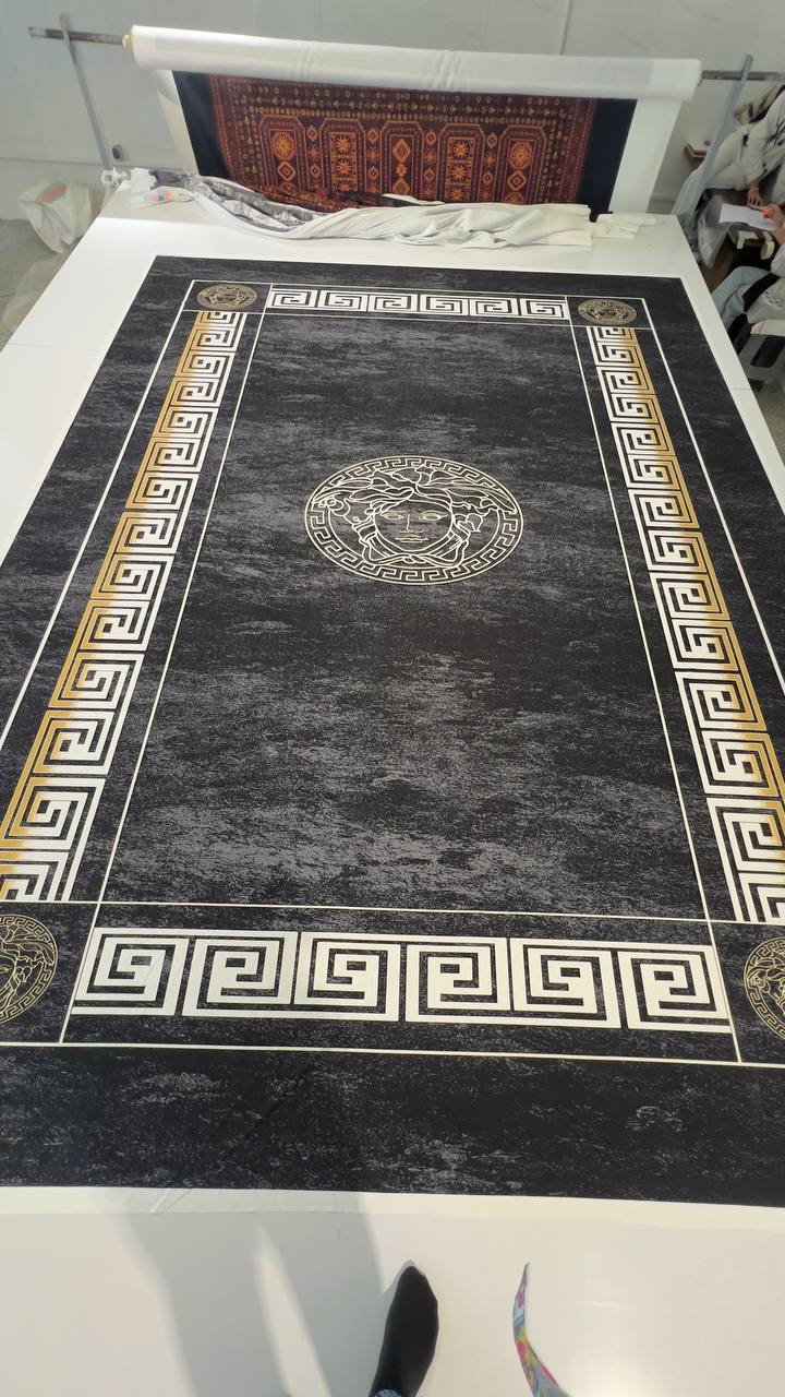 روفرشی کش دار مخمل شانل کد 1904
