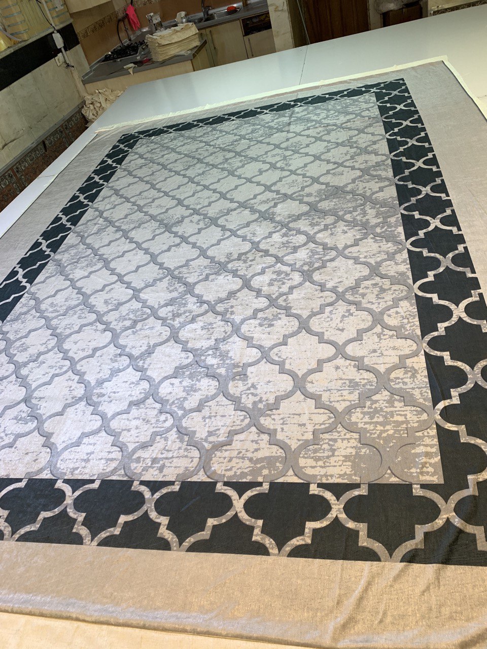 روفرشی کش دار مخمل شانل کد 0328